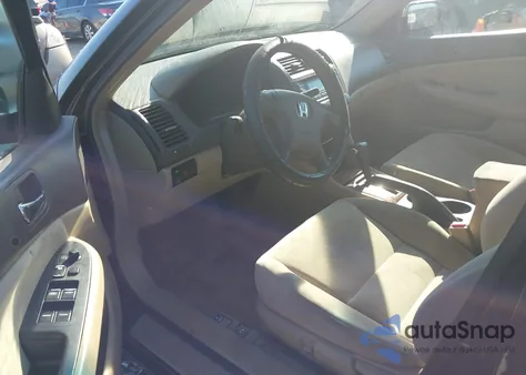 2004 Honda Accord 2.4 Ex from USA, damaged, VIN 1HGCM56774A162177